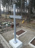 Кладбище «Meža», Елгава, лето 2019 г. Металлический крест, установленный на бетонном постаменте.