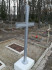 Кладбище «Meža», Елгава, ноябрь 2019 г. Подставка-цоколь из шлифованного бетона для большого металического креста.