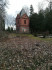 Кладбище «Gauriņu», волость Залениеку, январь 2020 г. Вид на кладбищенскую колокольню с северной стороны кладбища.