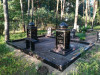 Мусульманское кладбище Екабпилса, июль 2020 г. Самый помпезный могильный монумент на кладбище.